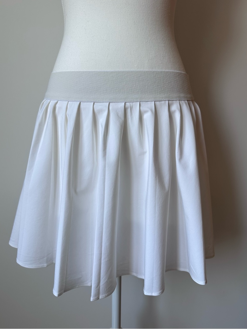GARAGE White Tennis Skort Golf Skirt Built In Shorts Athleisure Athletic Skort M